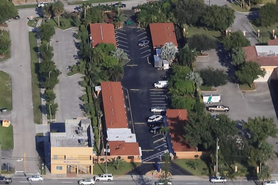 Travel Inn Of Riviera Beach Exterior photo